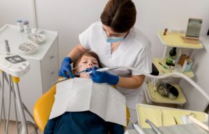 Études orthodontiste : Le parcours à suivre