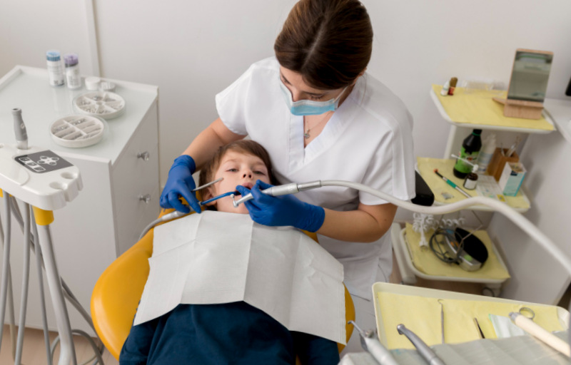 Études orthodontiste : Le parcours à suivre